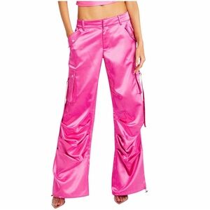 NWT SER.O.YA LAI SATIN CARGO PANT MALIBU
PINK Size Medium